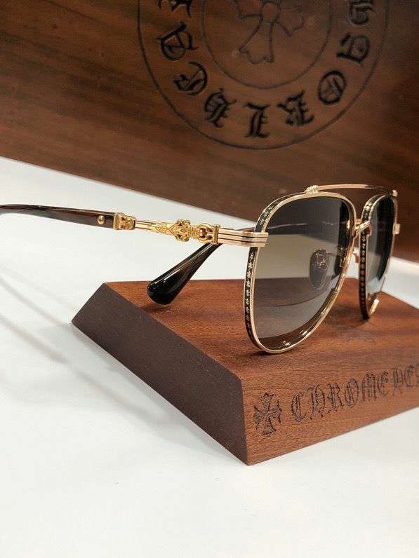 Picture of Chrome Hearts Sunglasses _SKUfw46735323fw